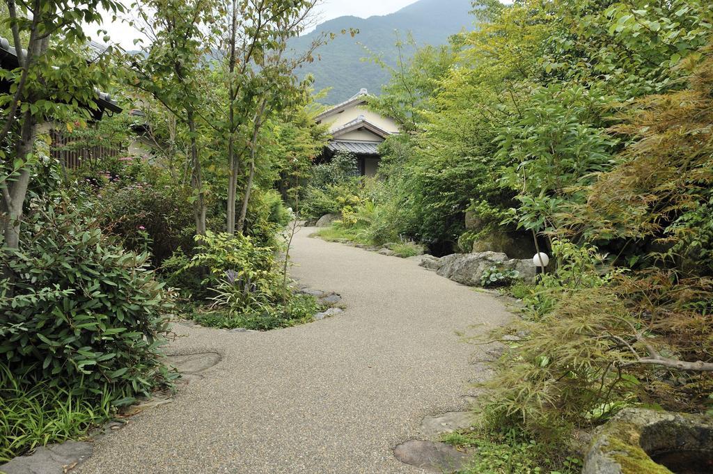 Oyado Kaikatei Hotel Yufu Exterior photo